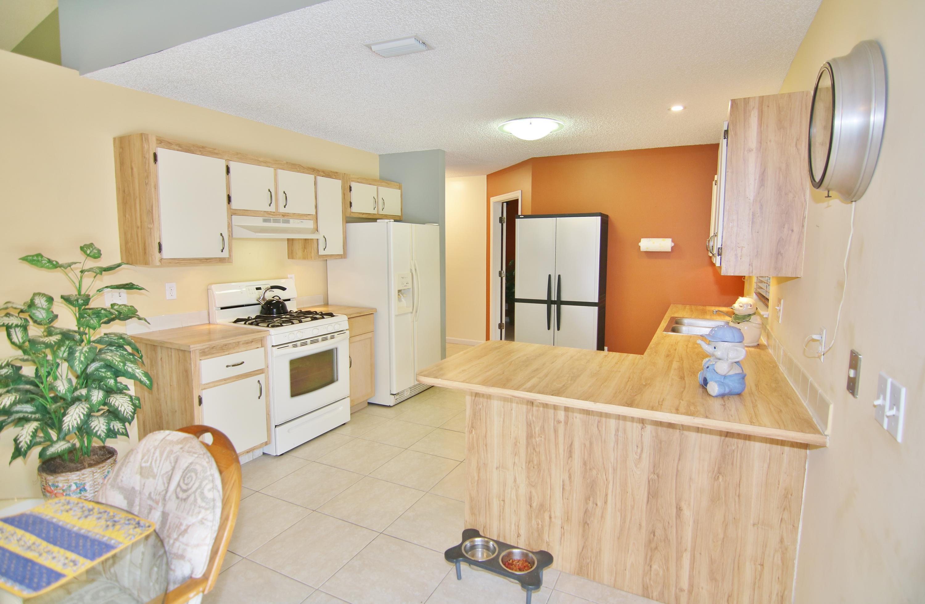 5828 Autumn Ridge Road Lake Worth, FL 33463 - Photo 7 of 22 IMG_7404