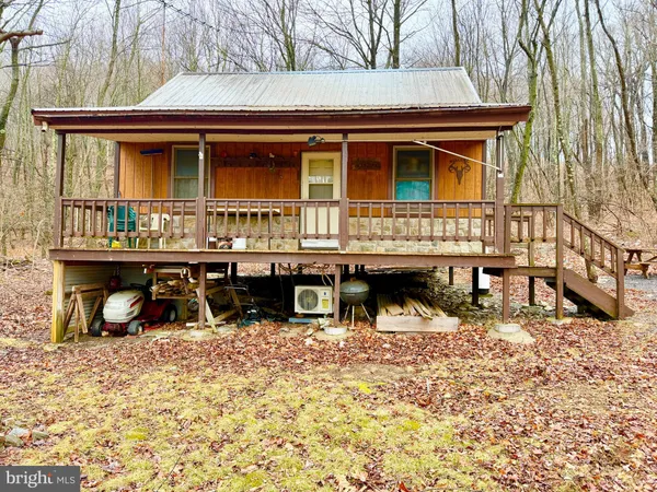$99,900 | 190 Thunder Rock Road, Crystal Spring, PA 15536