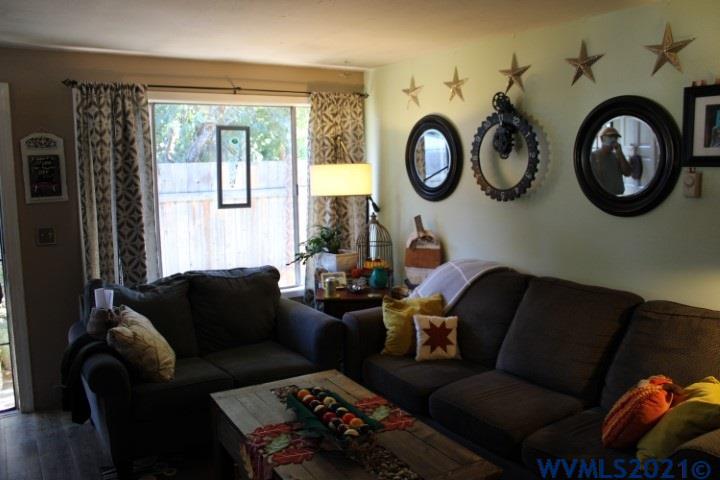1328 3rd Street Northwest Salem, OR 97304 - Photo 9 of 28