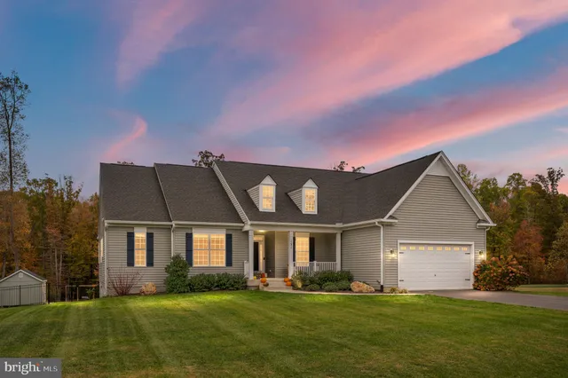 $799,900 | 151 Moffett Lane, Fredericksburg, VA 22406