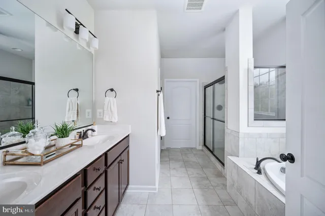 $799,900 | 151 Moffett Lane, Fredericksburg, VA 22406