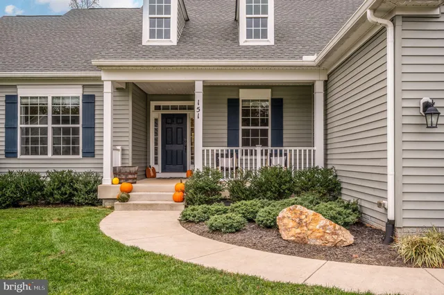 $799,900 | 151 Moffett Lane, Fredericksburg, VA 22406