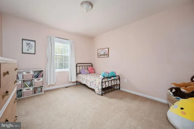 $799,900 | 151 Moffett Lane, Fredericksburg, VA 22406