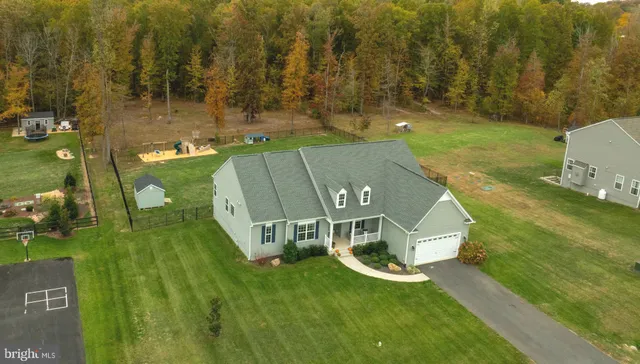 $799,900 | 151 Moffett Lane, Fredericksburg, VA 22406