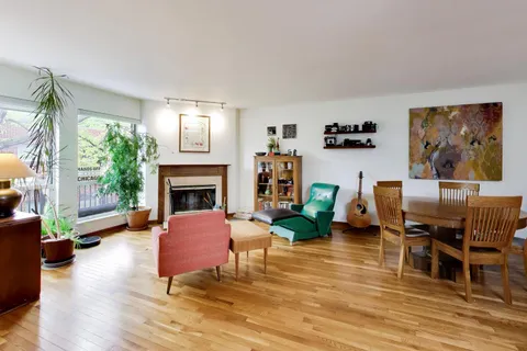 $460,000 | 5400 South Hyde Park Boulevard, Unit B12, Chicago, IL 60615