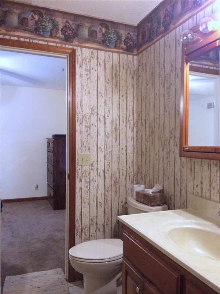 3220 Schenk Road Evansville, IN 47720 - Photo 14 of 30 Gallery Image 14
