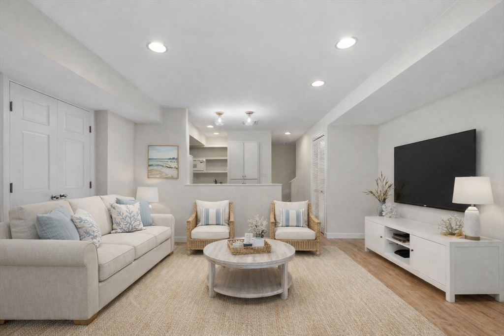 27 R West Street, Unit 8 Beverly, MA 01915 - Photo 3 of 22 Gallery Image 3