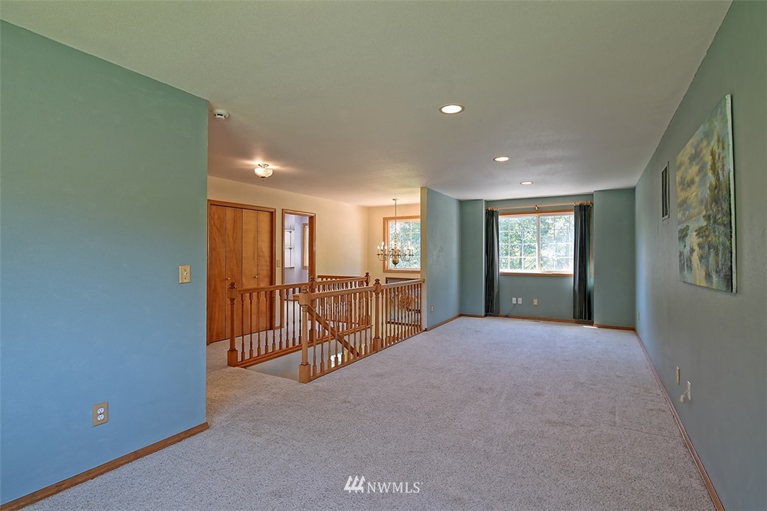 17501 Russian Road Arlington, WA 98223 - Photo 10 of 24 Gallery Image 10