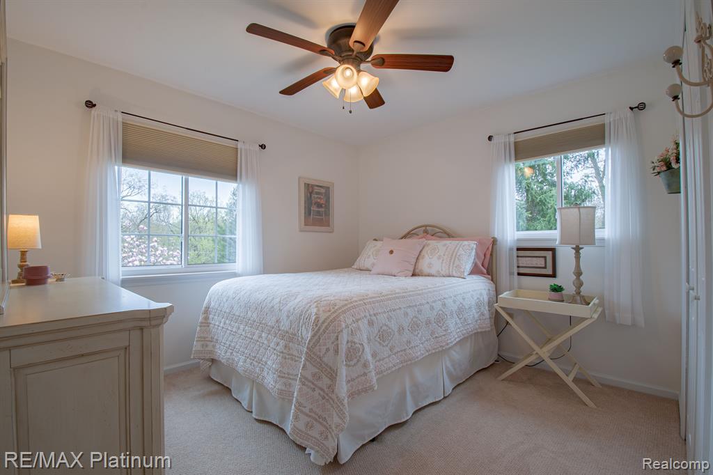 11585 Tipsico Lake Road Fenton, MI 48430 - Photo 16 of 32 Gallery Image 16