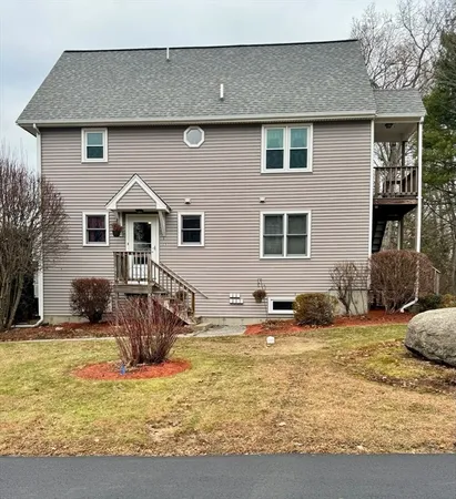 $305,000 | 23 Stefaniak Avenue, Unit 1, Webster, MA 01570