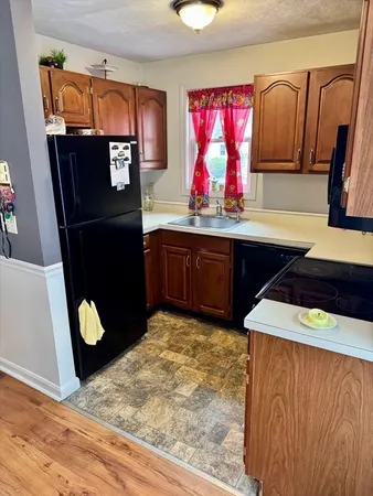 $305,000 | 23 Stefaniak Avenue, Unit 1, Webster, MA 01570