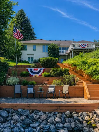 $1,100,000 | 1405 Geneva Drive, Alexandria, MN 56308