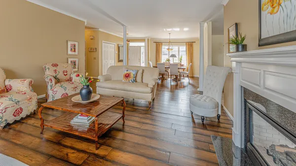 $1,100,000 | 1405 Geneva Drive, Alexandria, MN 56308