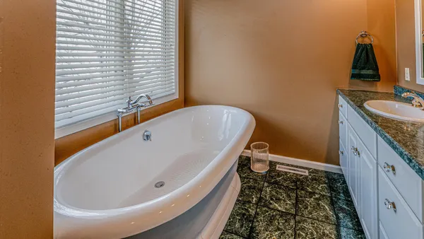 $1,100,000 | 1405 Geneva Drive, Alexandria, MN 56308