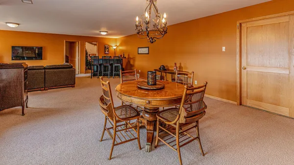 $1,100,000 | 1405 Geneva Drive, Alexandria, MN 56308