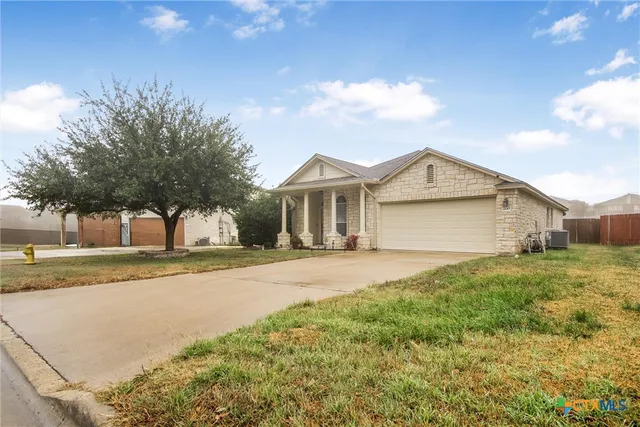 $1,900 | 200 Memory Lane, Harker Heights, TX 76548