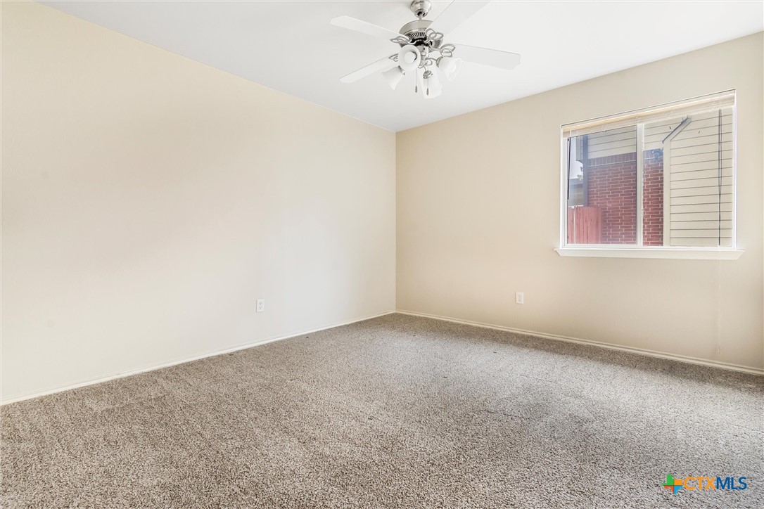 200 Memory Lane Harker Heights, TX 76548 - Photo 20 of 27 a view of an empty room with a window