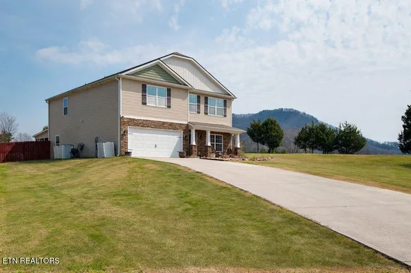 $498,999 | 8259 Horseshoe Mesa Trail, Corryton, TN 37721