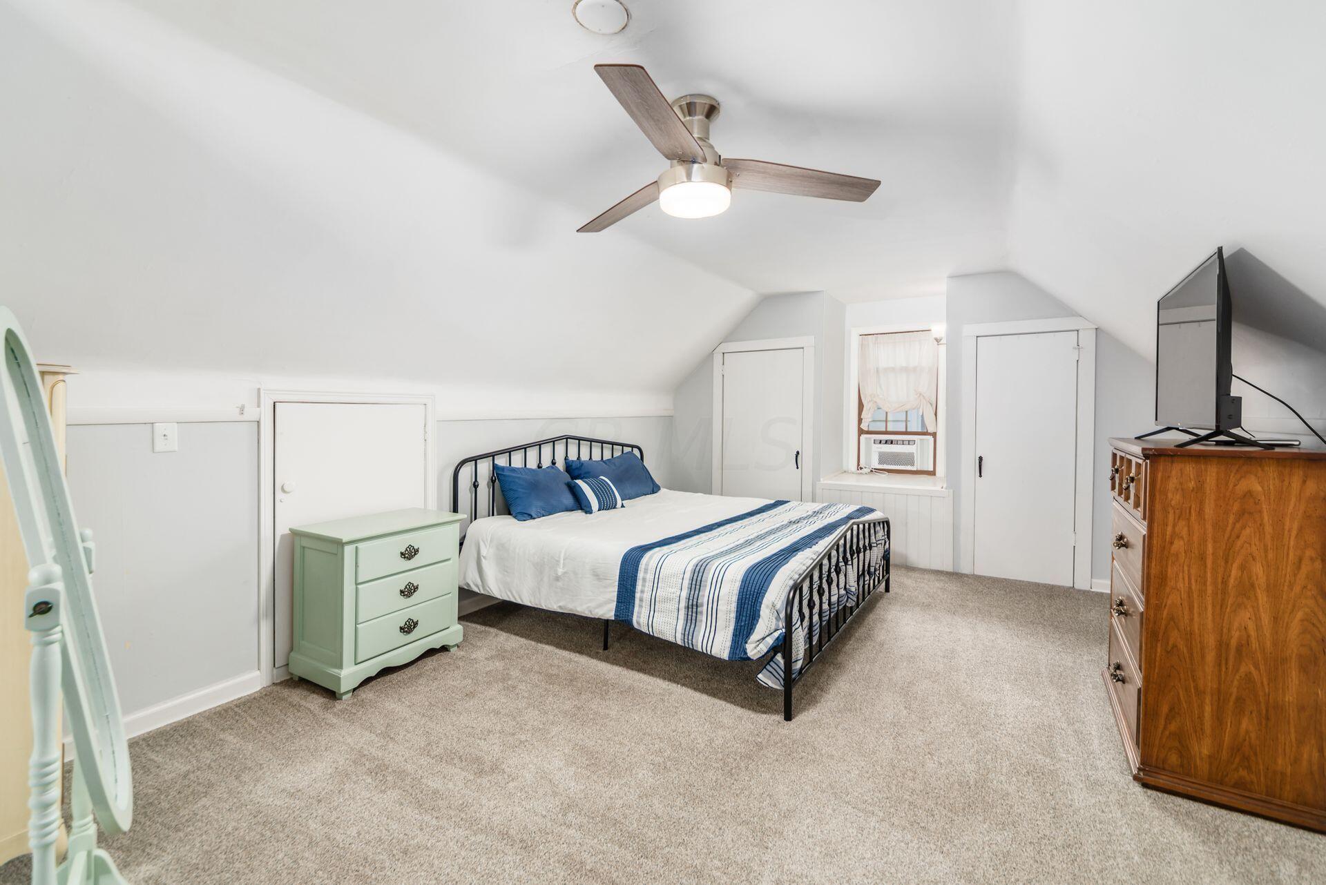 876 South Chesterfield Road Columbus, OH 43209 - Photo 24 of 43 020_8_Y S Chesterfield Rd-047