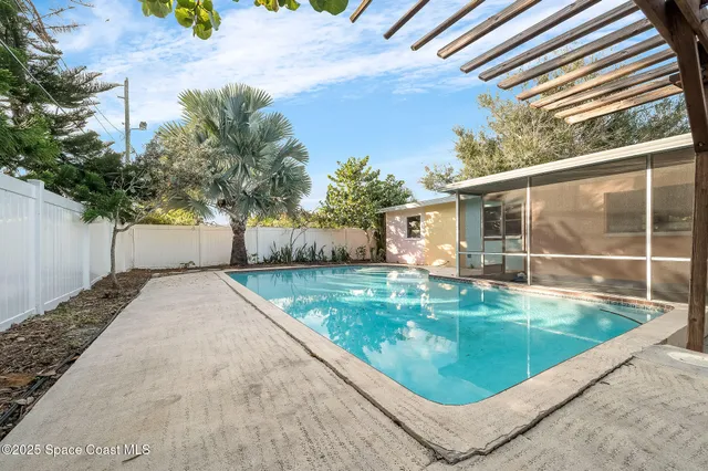 $2,799 | 155 Melbourne Avenue, Merritt Island, FL 32953