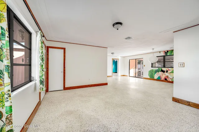 $2,799 | 155 Melbourne Avenue, Merritt Island, FL 32953