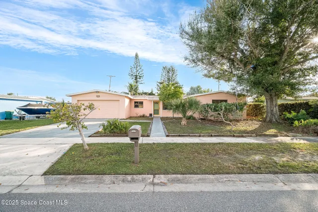 $2,799 | 155 Melbourne Avenue, Merritt Island, FL 32953