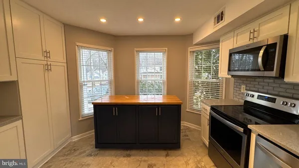 $3,300 | 7225 Steamerbell Row, Columbia, MD 21045