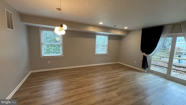 $3,300 | 7225 Steamerbell Row, Columbia, MD 21045