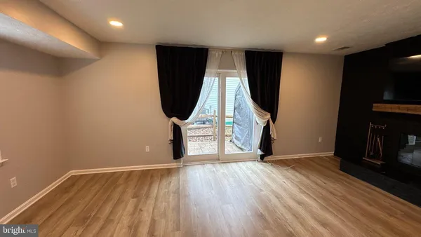 $3,300 | 7225 Steamerbell Row, Columbia, MD 21045