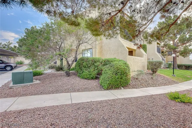$185,000 | 601 Cabrillo Circle, Unit 534, Henderson, NV 89015