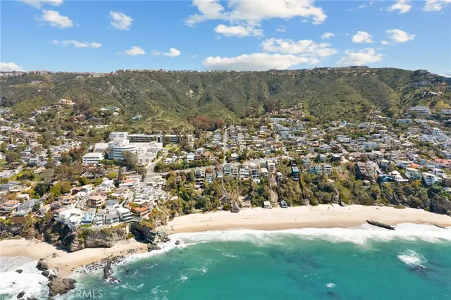 $2,095,000 | 31844 8th Avenue, Laguna Beach, CA 92651