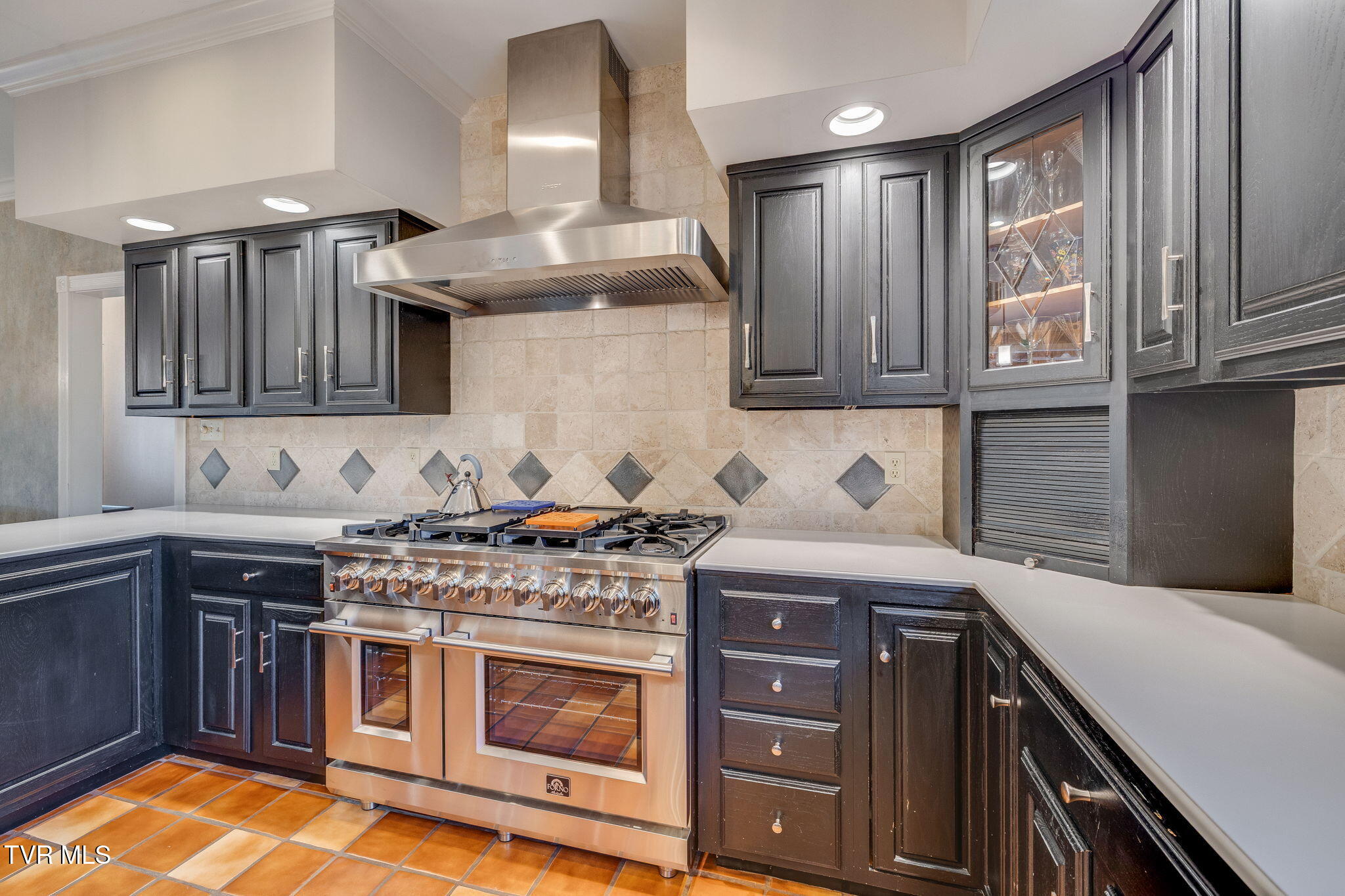 704 Chippendale Road Kingsport, TN 37660 - Photo 19 of 95 013