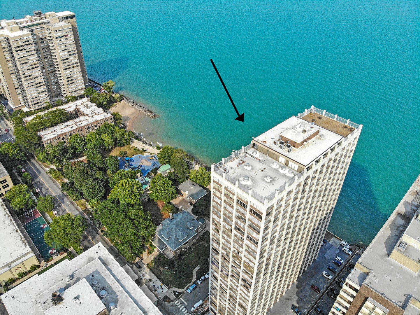 6171 North Sheridan Road, Unit 1401 Chicago, IL 60660 - Photo 2 of 29 a picture of outdoor space with seating area