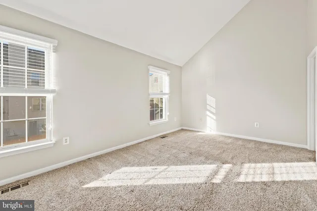 $600,000 | 14501 Brookmoor Lane, Centreville, VA 20120