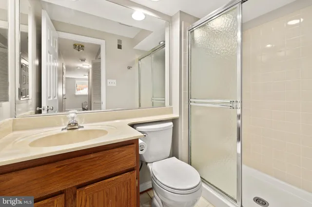 $600,000 | 14501 Brookmoor Lane, Centreville, VA 20120