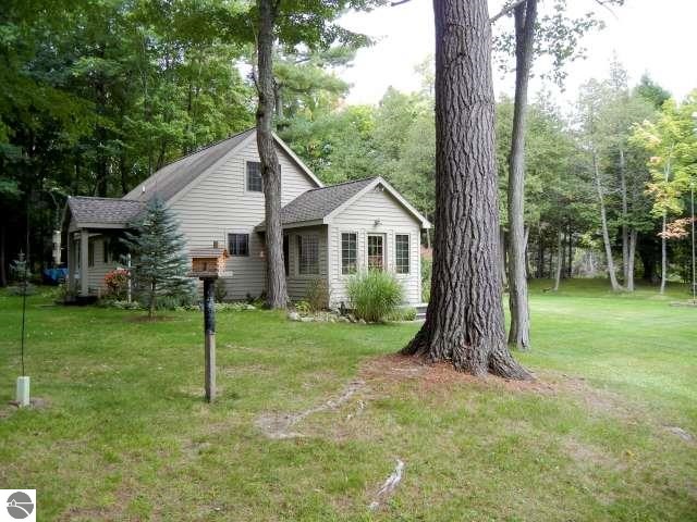 13491 Spring Creek Road Southwest Fife Lake, MI 49633 - Photo 28 of 35 1790668-27.JPG