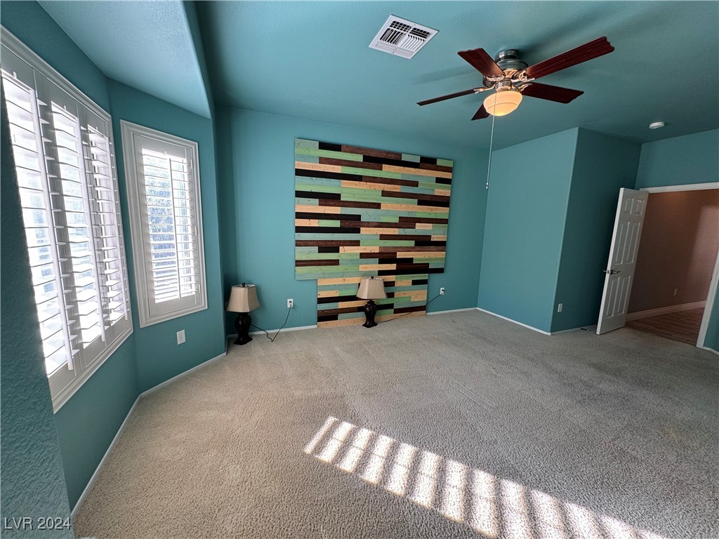 3025 Fort Stanwix Road Henderson, NV 89052 - Photo 25 of 45 Bay Window Seating Area