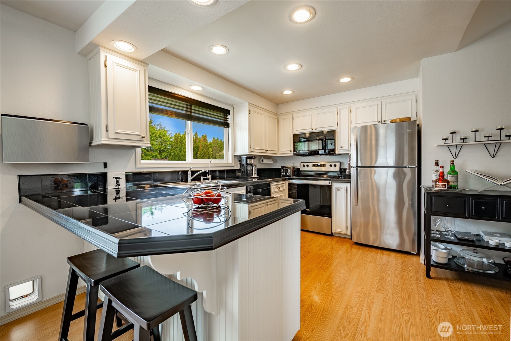 8039 Niska Road Blaine, WA 98230 - Photo 13 of 40