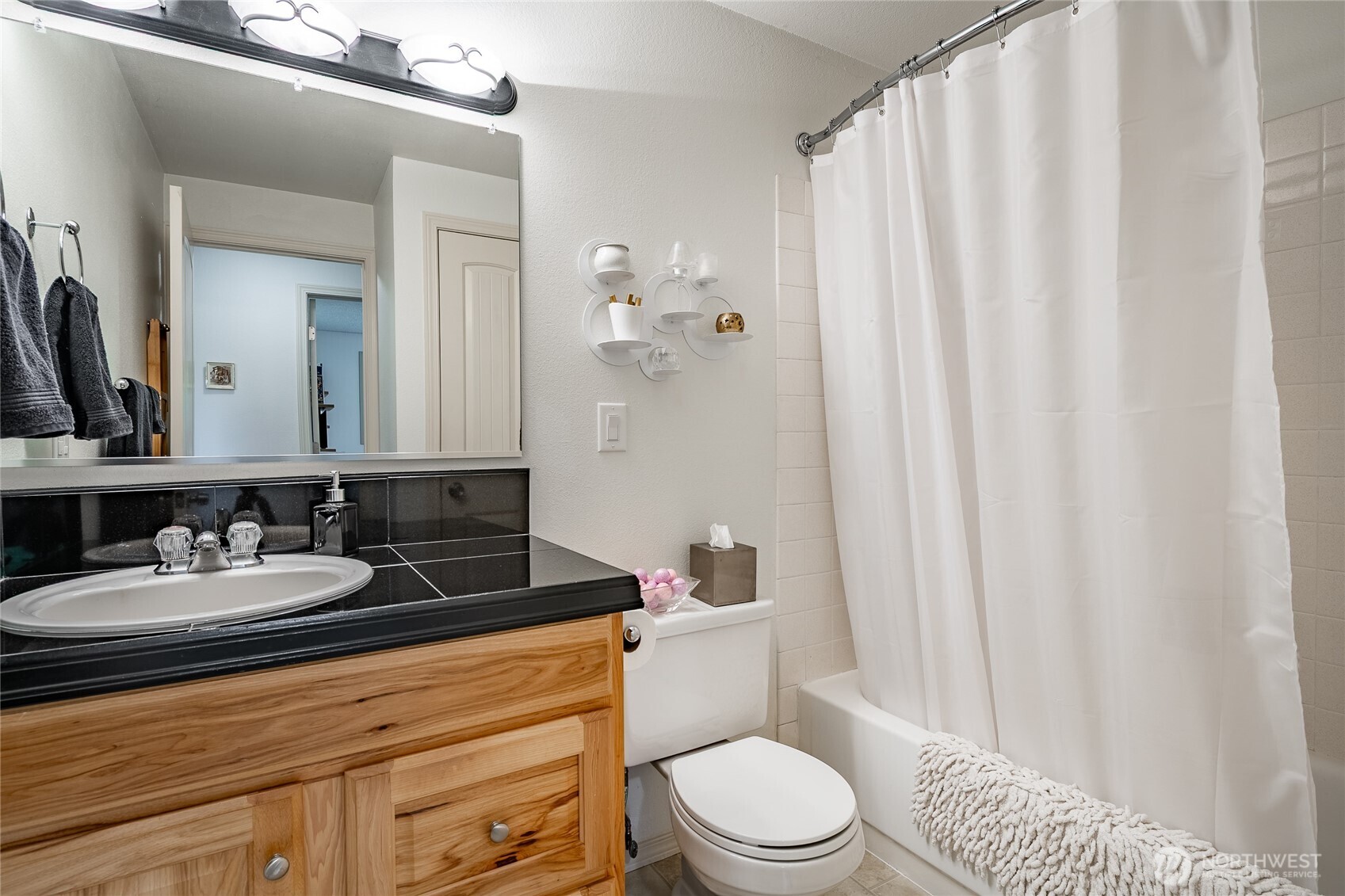 8039 Niska Road Blaine, WA 98230 - Photo 23 of 40