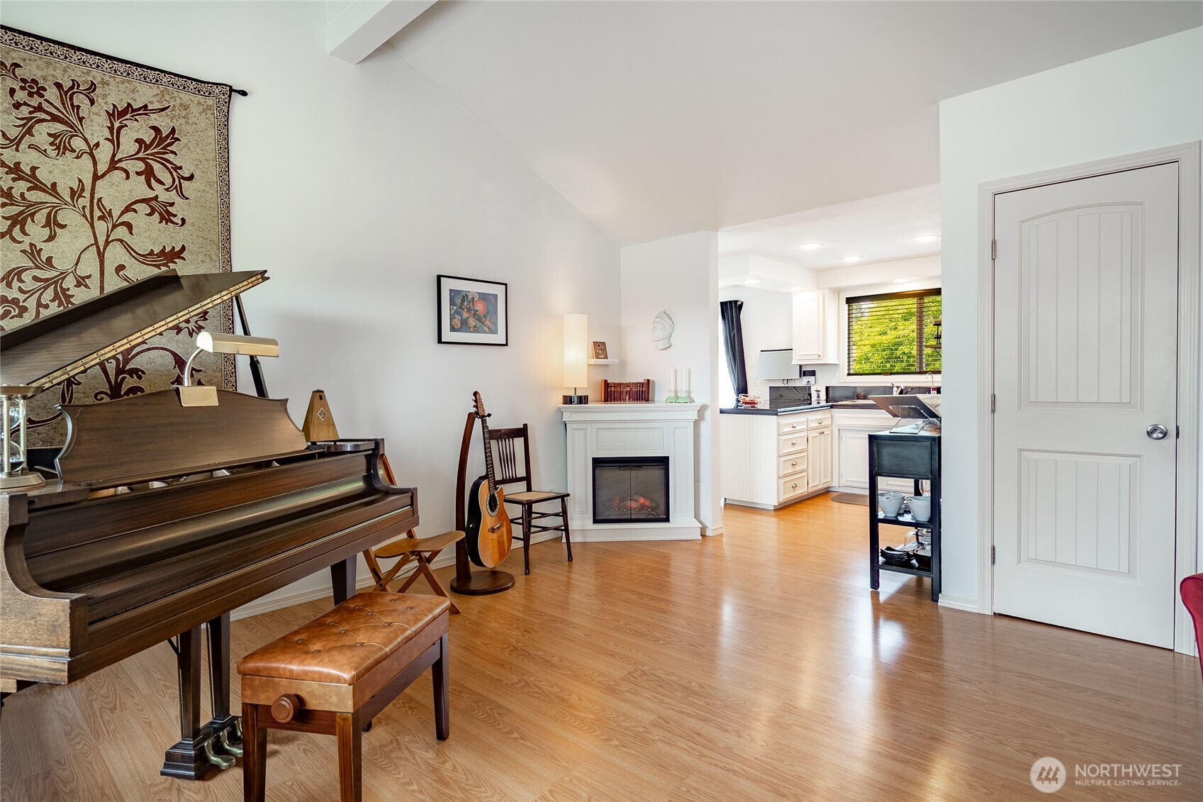 8039 Niska Road Blaine, WA 98230 - Photo 6 of 40