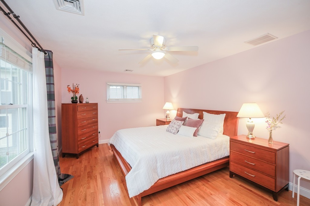 4 Warwick Road, Unit 4 Belmont, MA 02478 - Photo 14 of 26 Gallery Image 14