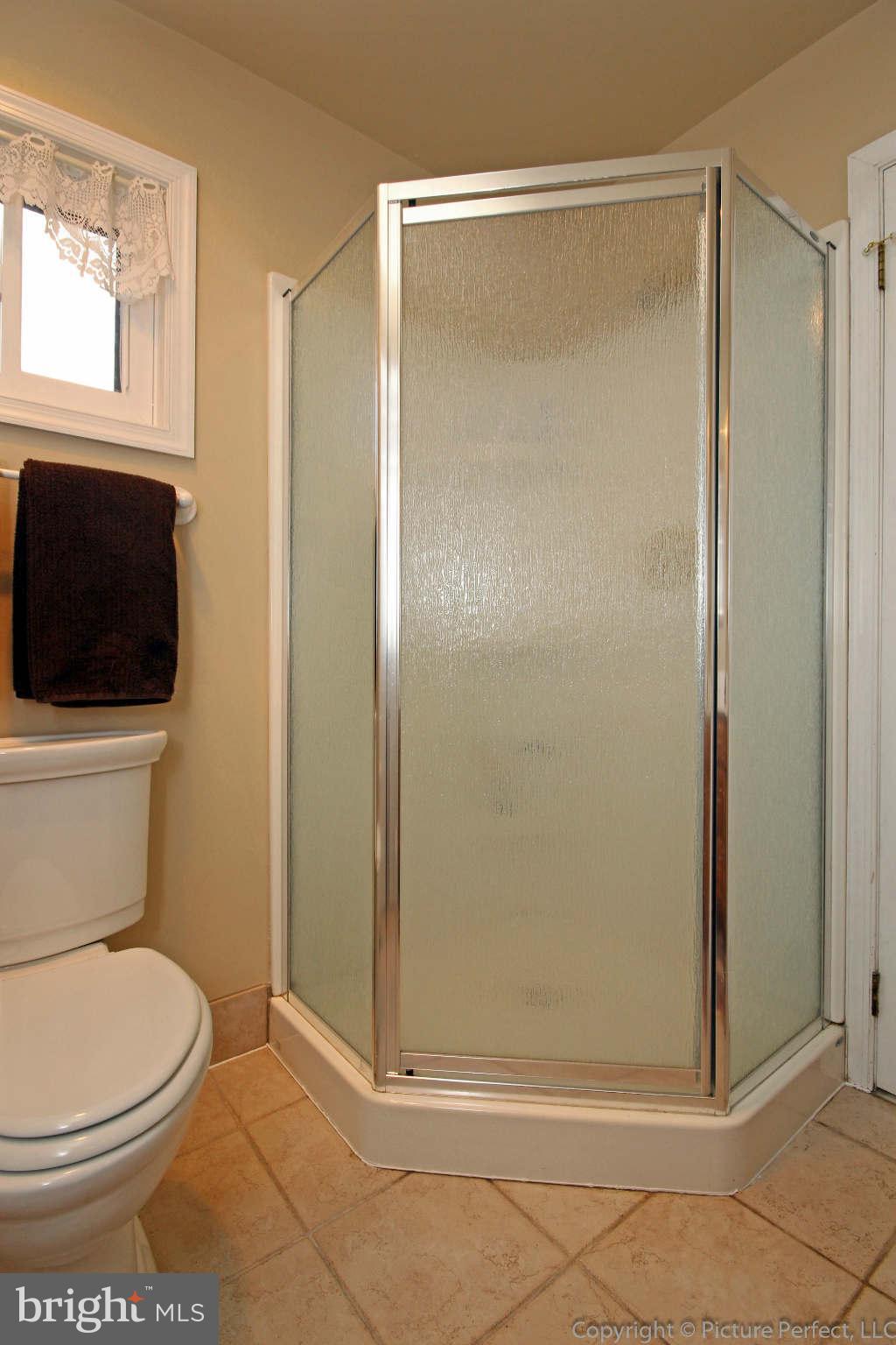 2634 Lander Road Jefferson, MD 21755 - Photo 16 of 30 Bath