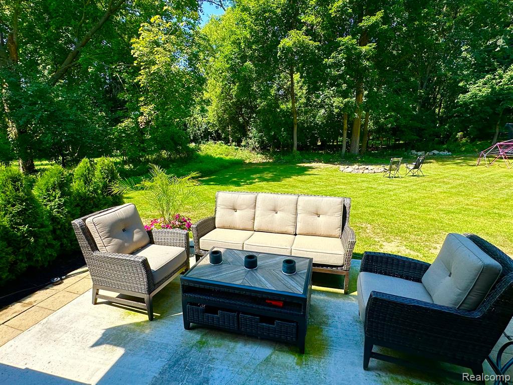 200 West Maryknoll Road Rochester Hills, MI 48309 - Photo 34 of 47