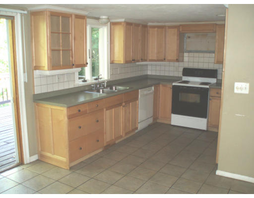 22 Kardon Road Boston, MA 02136 - Photo 3 of 8
