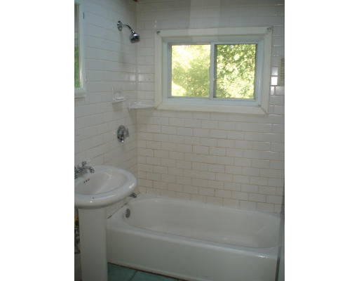 22 Kardon Road Boston, MA 02136 - Photo 4 of 8