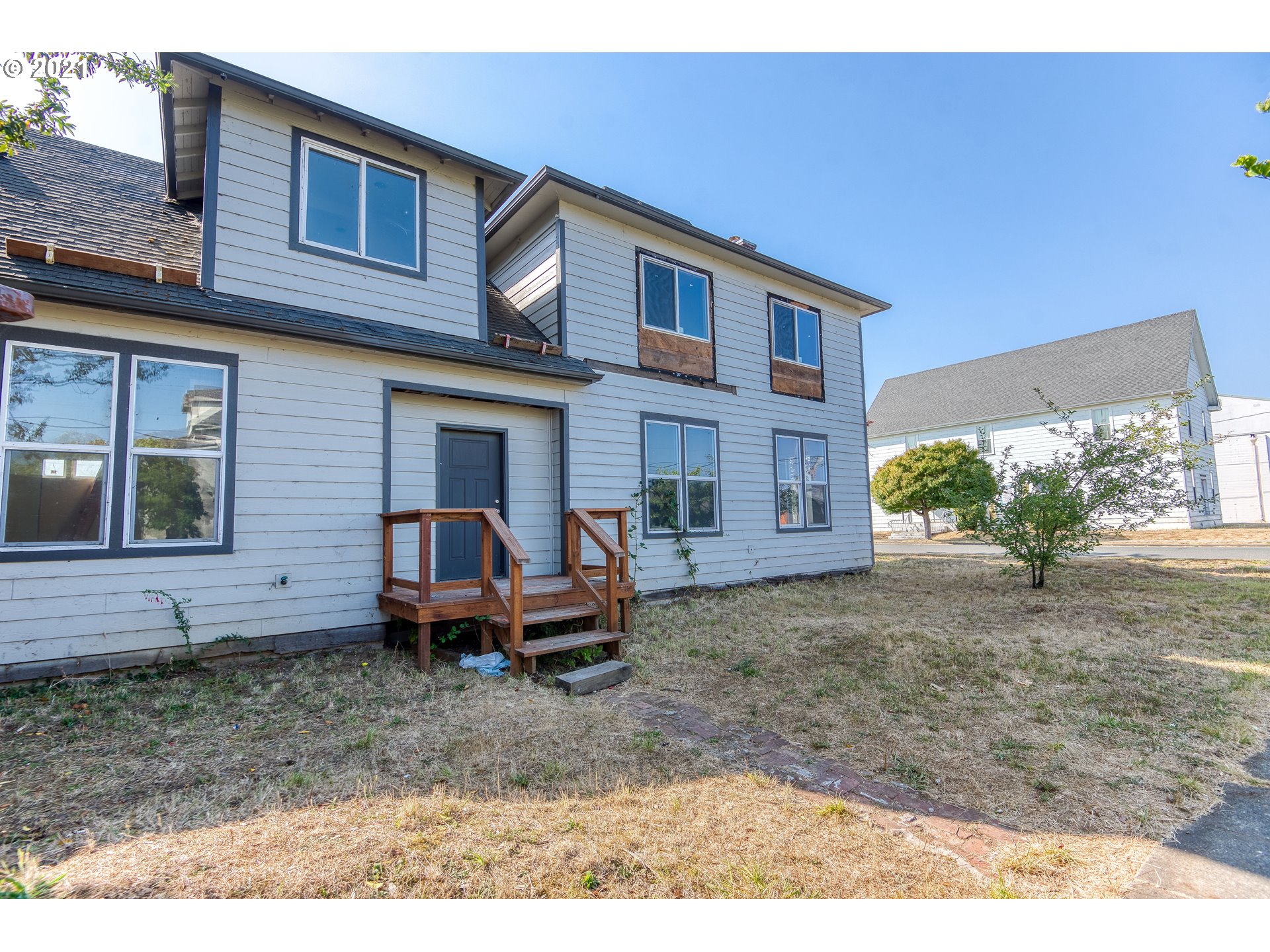 406 6th Street Myrtle Point, OR 97458 - Photo 5 of 30 Gallery Image 5