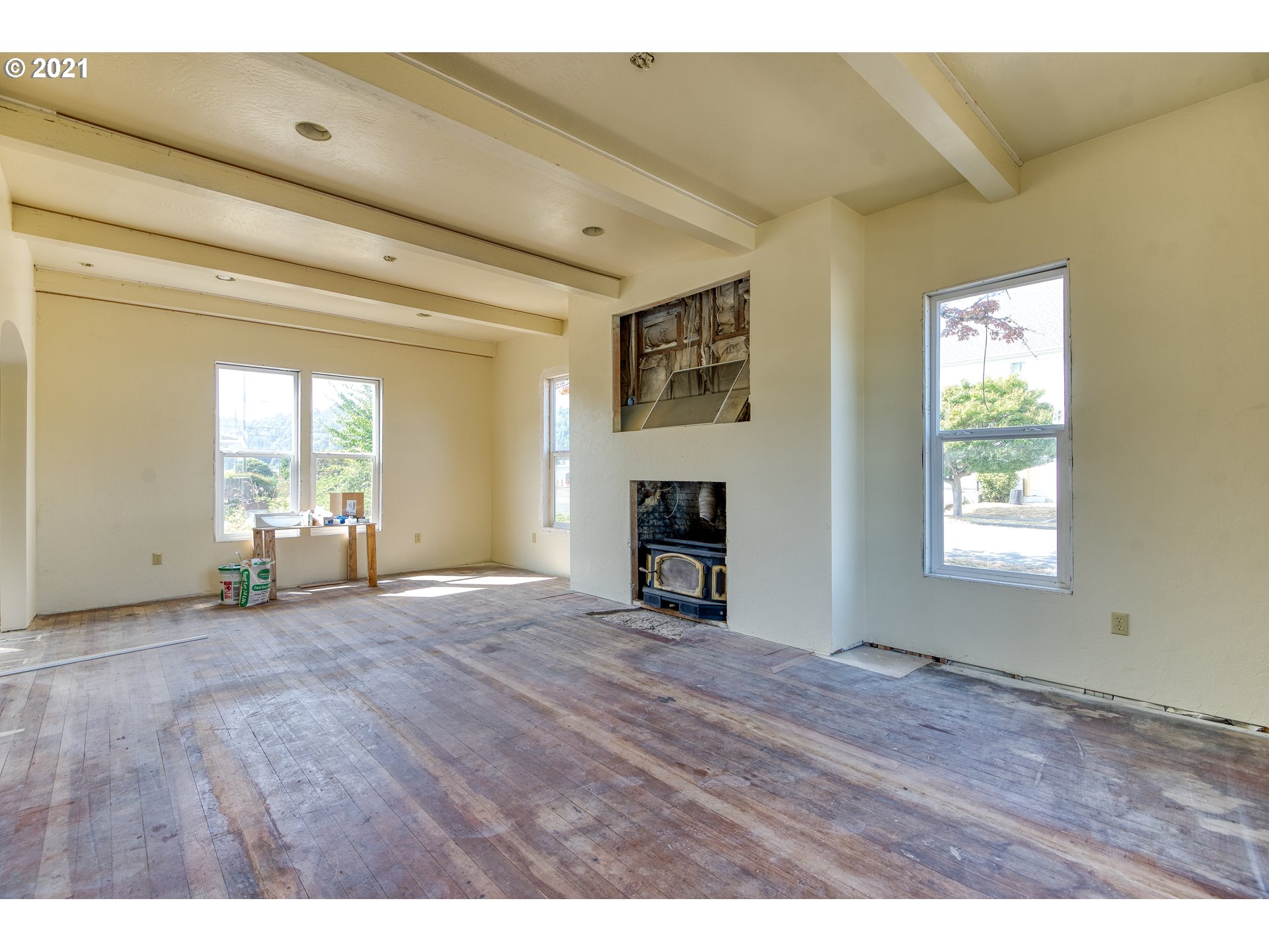 406 6th Street Myrtle Point, OR 97458 - Photo 7 of 30 Gallery Image 7