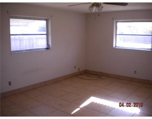 320 4th Street Jupiter, FL 33458 - Photo 3 of 6 Additional Photo