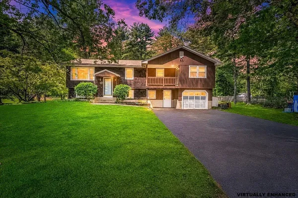 $525,000 | 3 Ermer Road, Derry, NH 03038