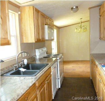 33 Luther Branch Road Andrews, NC 28901 - Photo 2 of 5